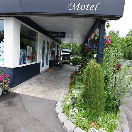 Motel Parc Beaumont Inc. Eksteriør bilde